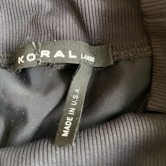 Koral Activewear Star-Print Hooded Sweatshirt Pullover Size L Black‎ - Picture 9 of 9